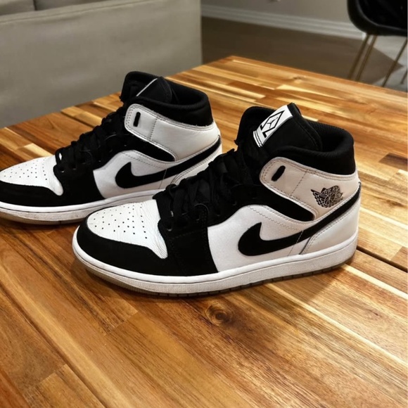 Air Jordan 1Mid SE Diamond - Picture 3 of 4